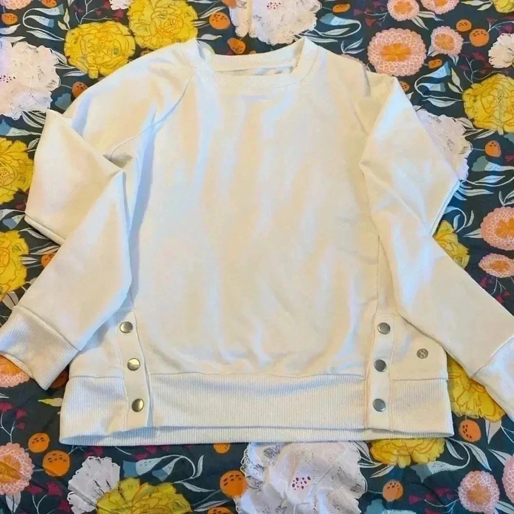layer 8 girls by academy top